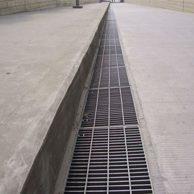 Trench Steel Grating Pokrywa opróżniania podłogi 24 - 200mm Cross Bar Pitch