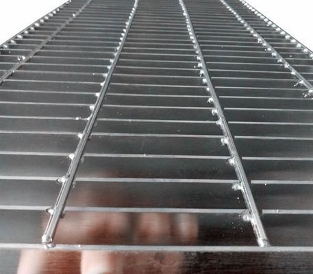 Metalowe materiały budowlane Zgalwanizowane kratki ze stali nierdzewnej Q235/Q345/SS304/SS316