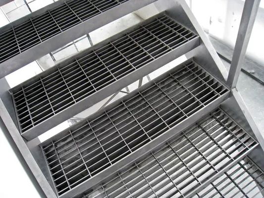 Hot DIP Galvanized Carbon Steel Bar Grating Stairs with Welded Fixation for Outdoor and Warehouse Use